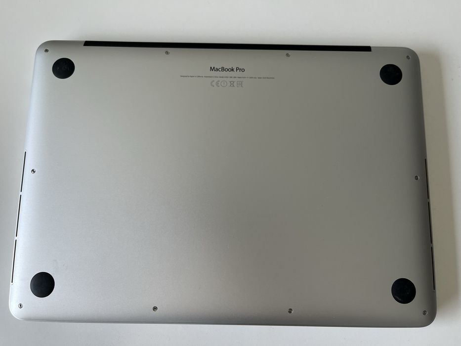 MacBook Pro 13 ,2015, 8GB RAM,128 GB SSD,model A1502