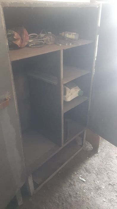 Сейф-шкаф металлический