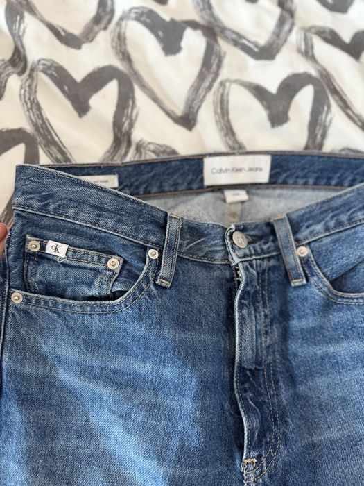 Продаю джинсы Calvin Klein
