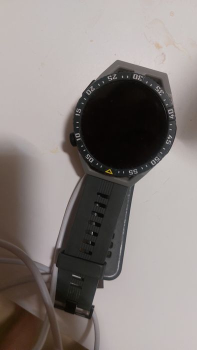 Продам смарт часы Huawei watch GT 3 SE