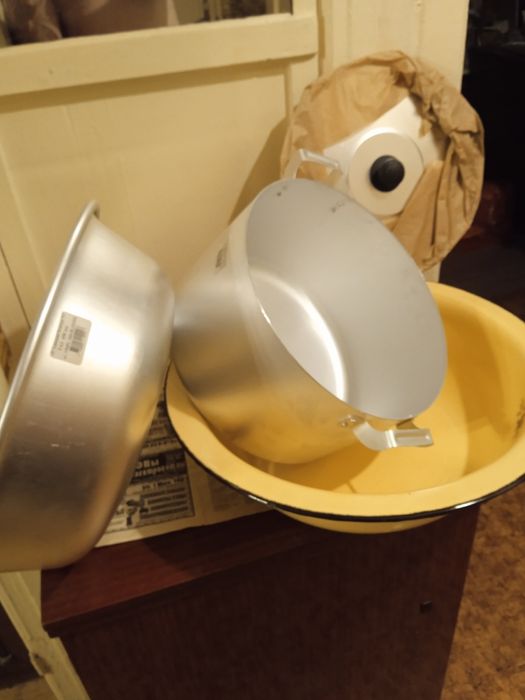 Кастрюля алюминиевая