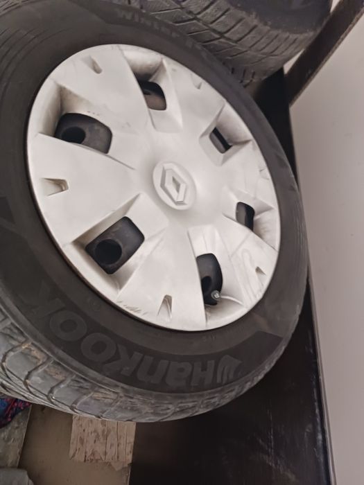 Roti iarna cu jante tabla cu capace renault, , 205/55/16,