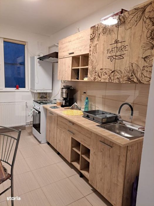 Apartament 3 camere, 70 mp, zona Tractorul