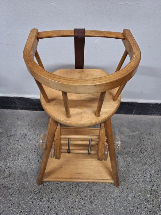 Детско столче за хранене