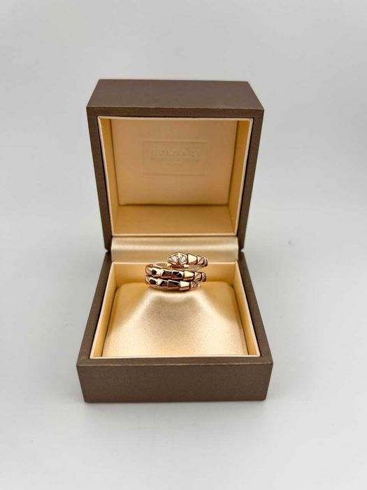 Кольцо Bvgari Serpenti