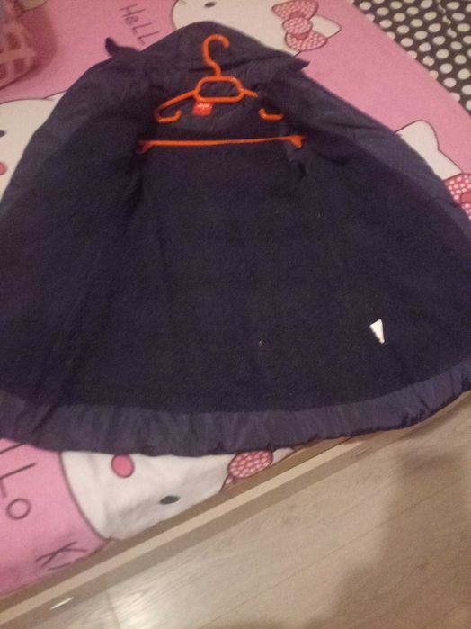 Haine fetița de iarna