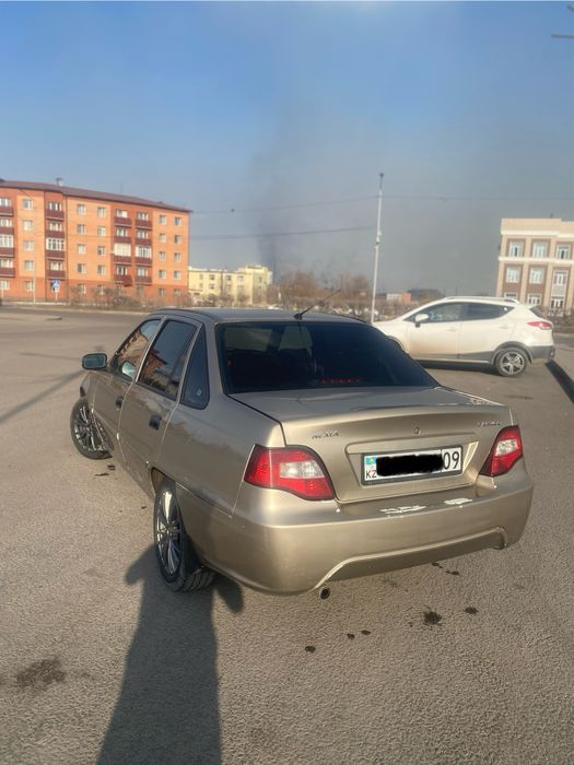 Продам Нексия 2