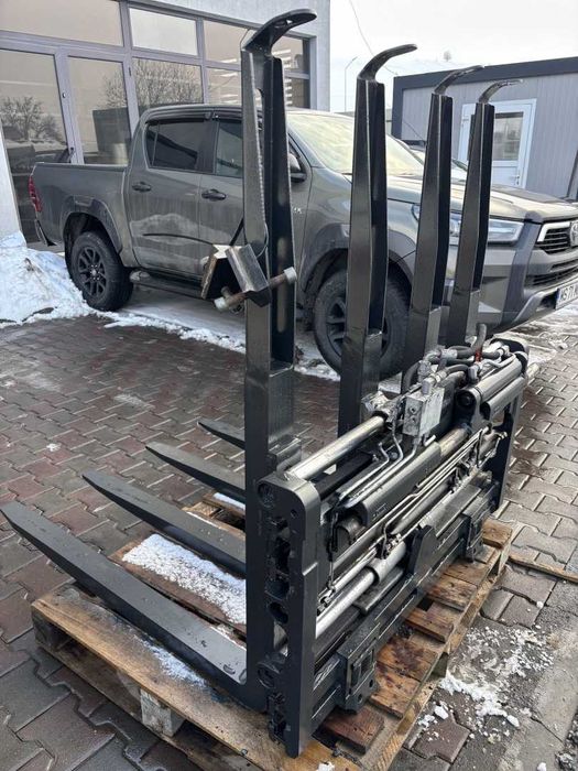 Atașament motostivuitor dublu palet +Side Shift FEM3 KAUP An fab. 2023