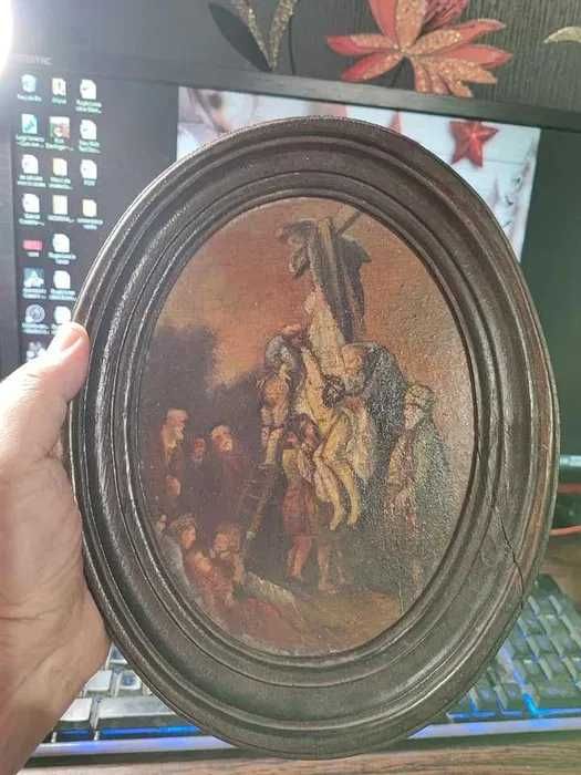 Lot vintage de 14 icoane si obiecte religioase