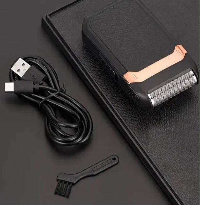 NOU Aparat ras barbierit reincarcabil USB