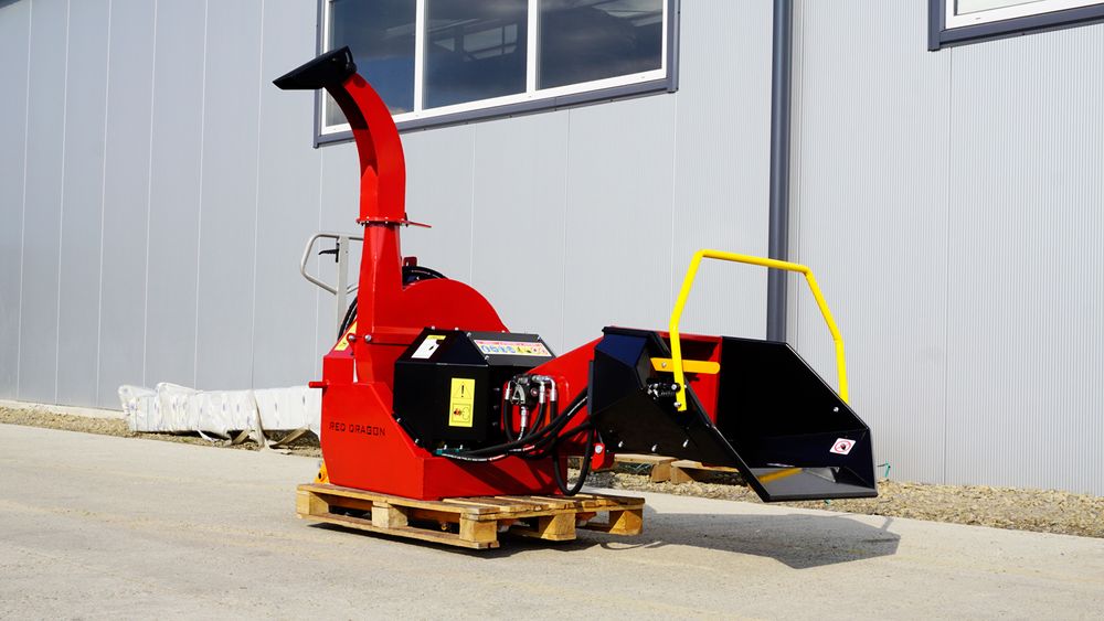 Tocător crengi la tractor RT 690 pentru aschii