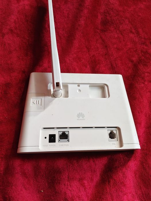 Вайфай роутер Huawei
