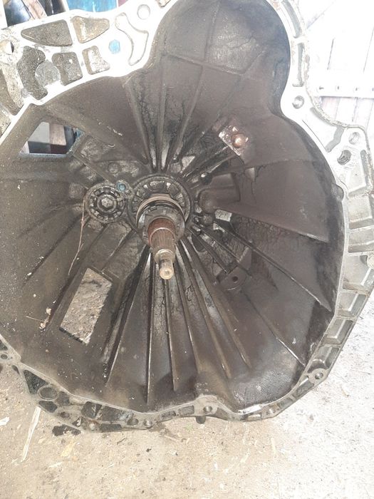 Продаётся коробка на Ford Tranzit.