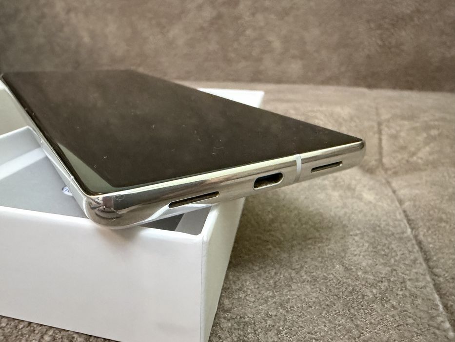 Смартфон Google pixel 7pro (12gb/256gb)