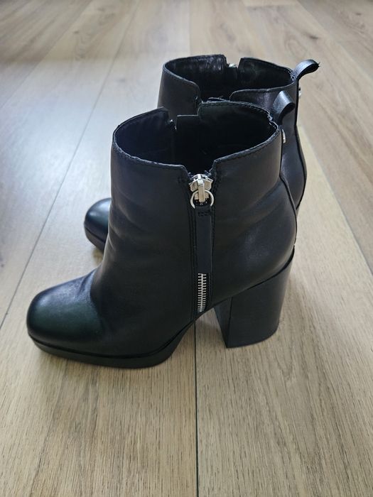 Cizme de piele Aldo
