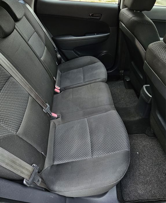 Hyundai i 30 -Anul 2010.12- 1.4(Benzină), 109 Cai, Euro 5