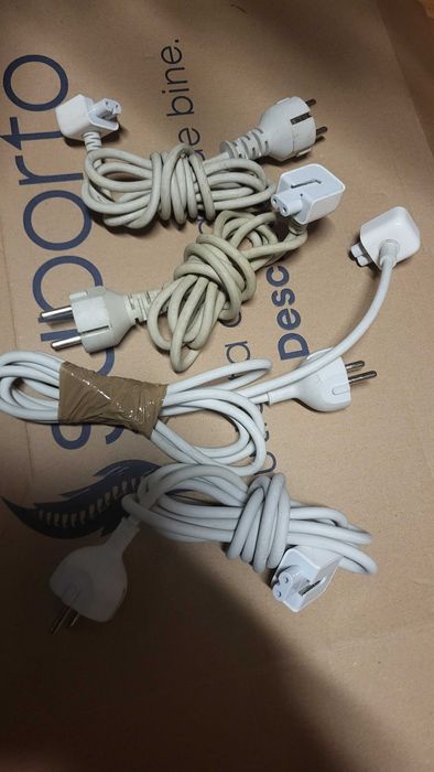 CABLURI Apple  originale 20 lei bucata