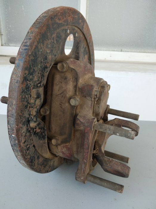 ЗАЗ.   Редуктор .ЛУАЗ.2шт.200y.e