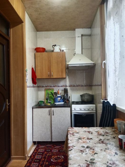 Qizlarga arenda  kvartira bor