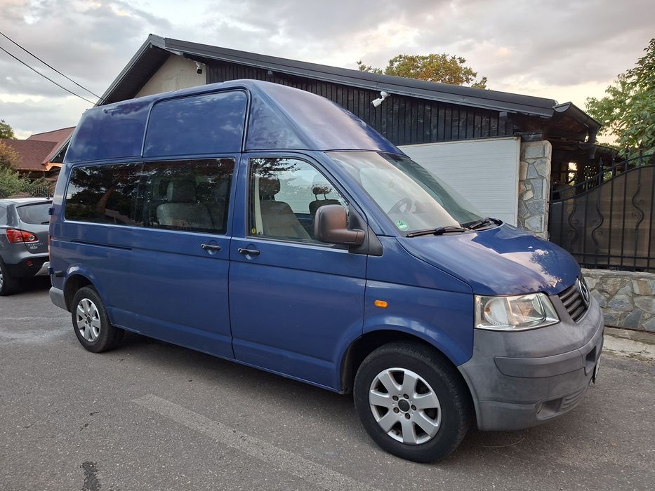 Volkswagen T5 cu locuri, model Xl supraînaltat si cel mai lung