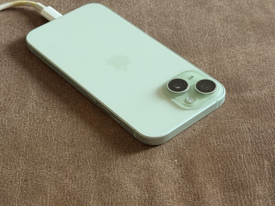 Iphone 15 icloud За Части !!