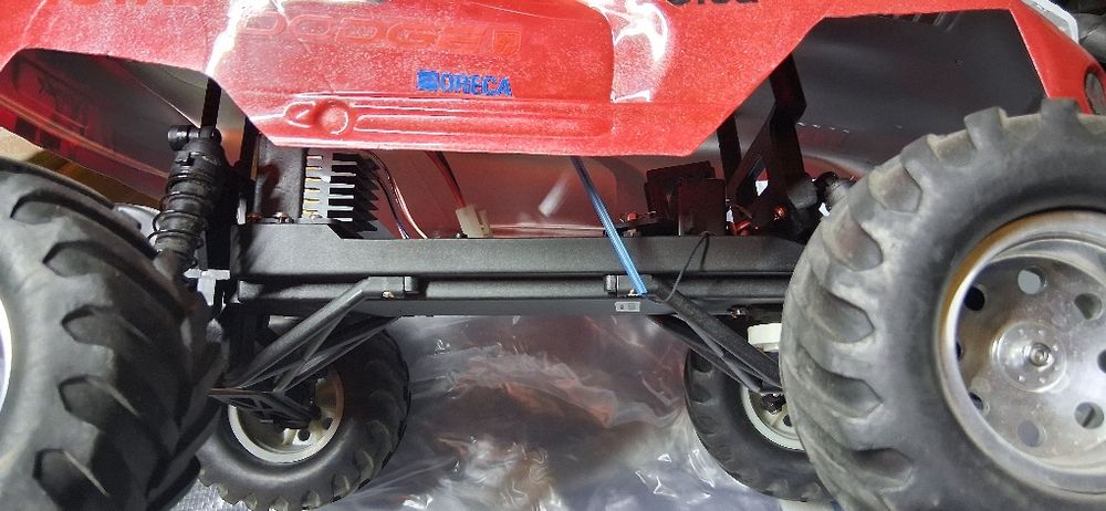 Masina  cu  telecomanda