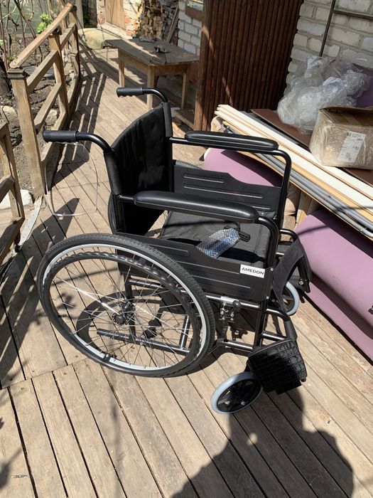 Инвалидная коляска