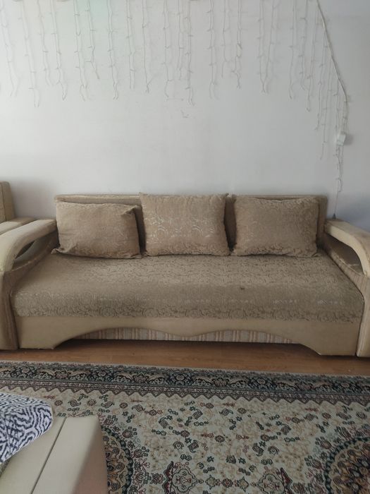 Продам мягкий уголок, диван 2 кресла