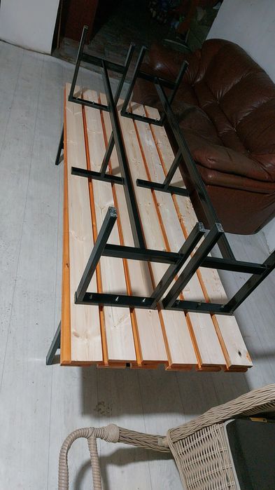 Скамейка без спинки лавка