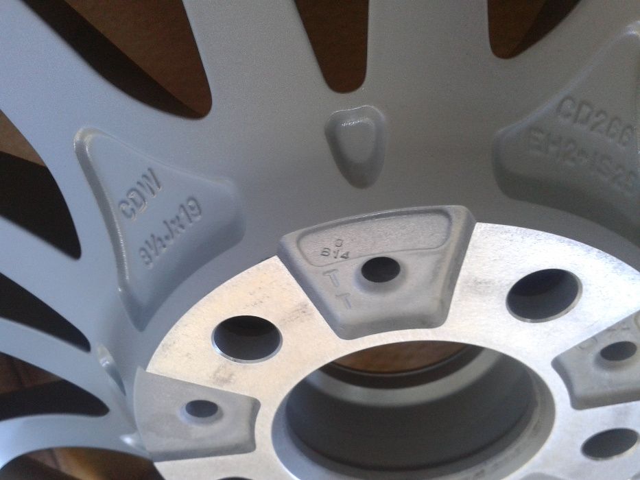 19'' 1брой оригинална алуминиева джанта за Bmw F01.