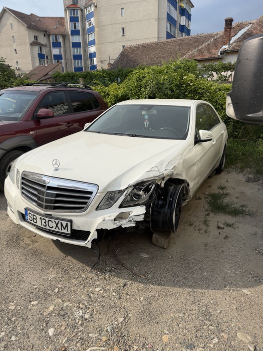 MERCEDES-BENZ E-Class 2010 — imagine 2