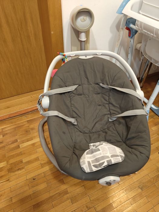 Leagan si balansoar Joie Serina 2 in 1 Logan, rotativ, (doar ARAD)