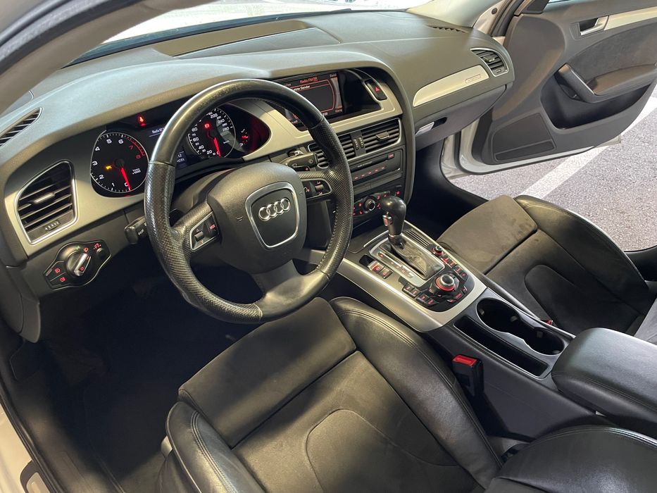 Audi A4 B8 3.2 FSI V6 Quattro Ambition – 265CP