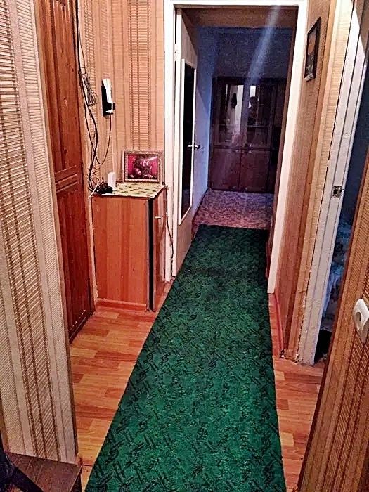 метро: Буюк Ипак Йули. (Горького). 2х.конатная