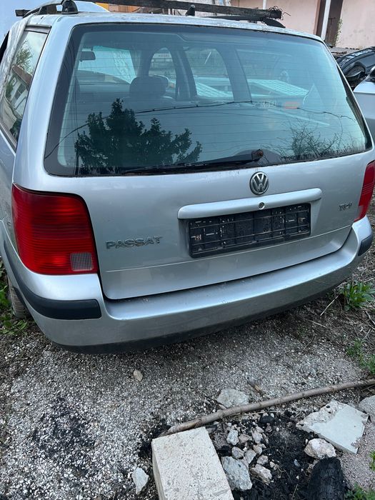 VW pasat На Части