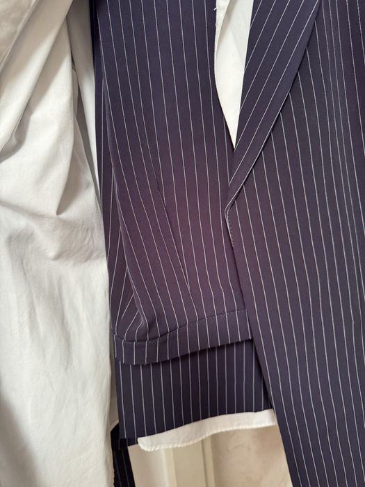 Продам брючный костюм