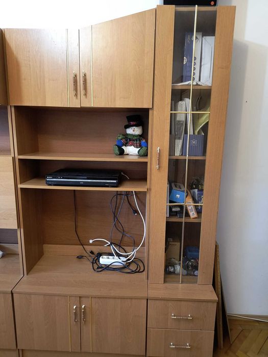 Vand Biblioteca in stare f buna