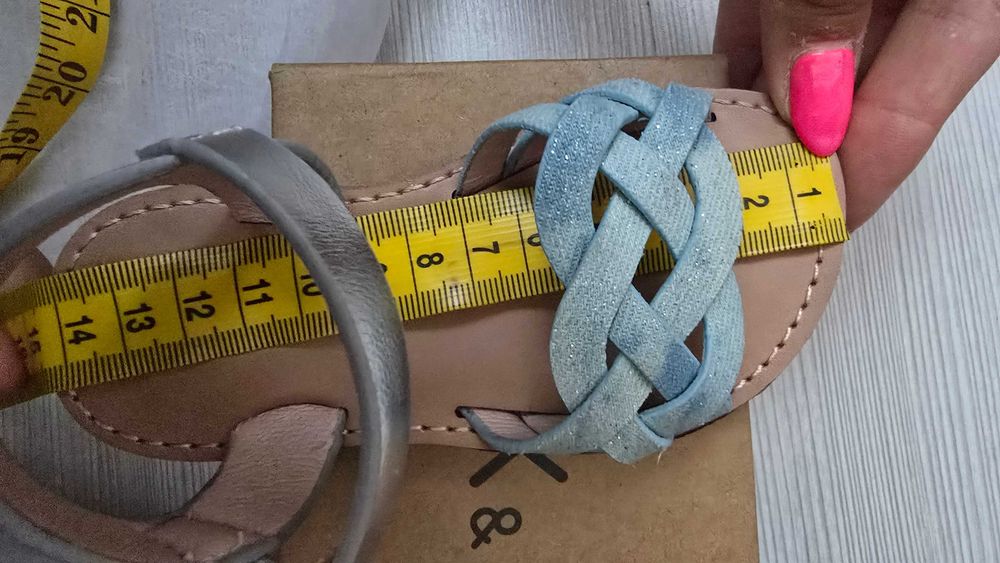 Детски сандали за момичета