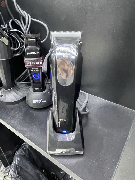 Wahl Senior + stand incarcare