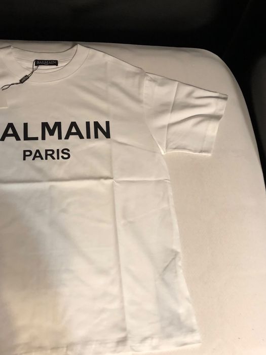 Tricou Balmain , calitate premium , pe stoc , nou , S