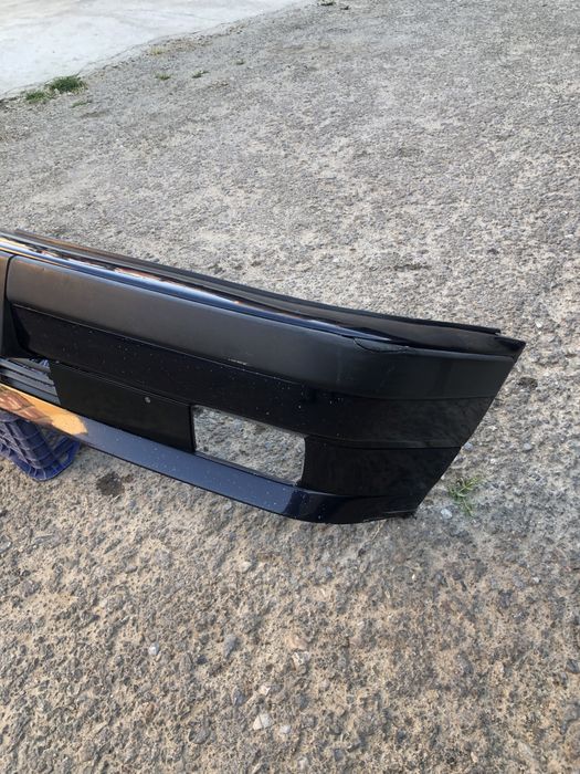 Бмв е34 передний бампер оригинал