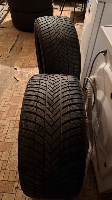 Зимни гуми,Bridgestone Blizzak LM 005, 2 броя!