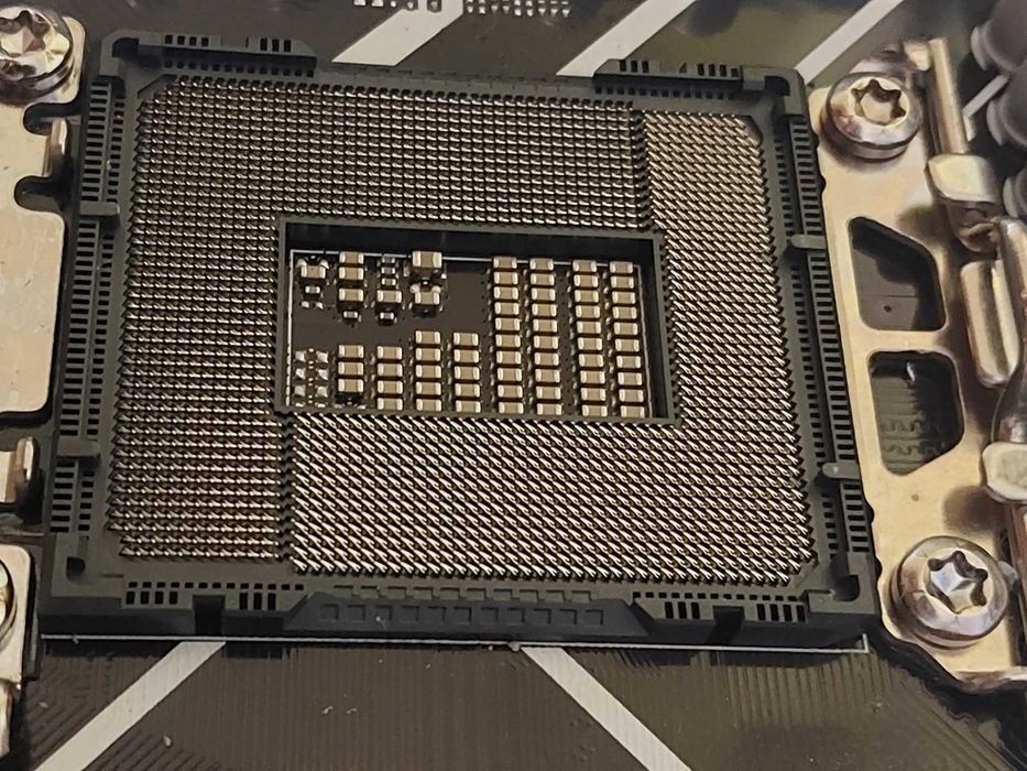 Intel Core i9 12900K + Asus Prime Z690-P Wi-Fi D4