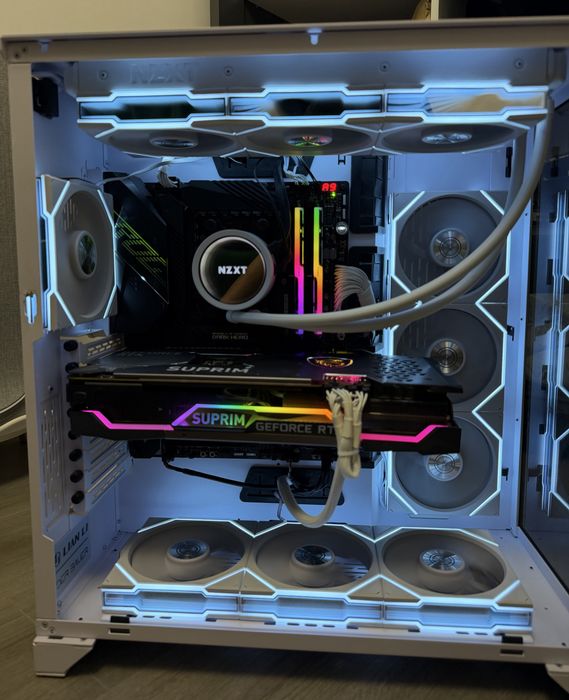 PC Ryzen 9 5900x cu RTX 3070 Suprim X