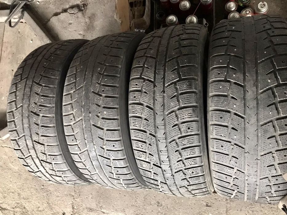 Продается комплект шин 265/60/18