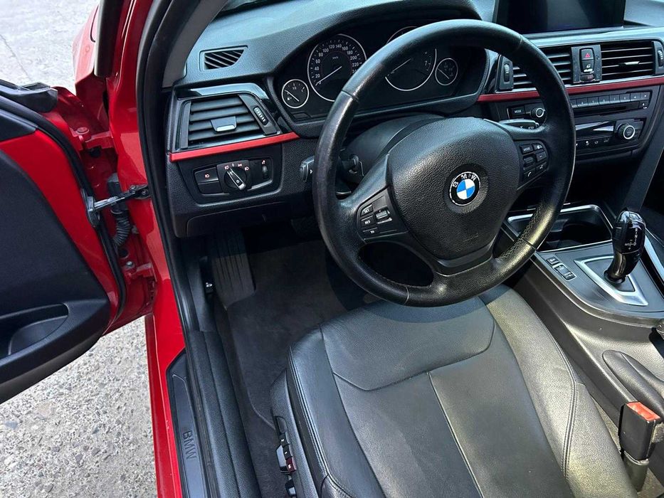 BMW seria 3 328i 2013