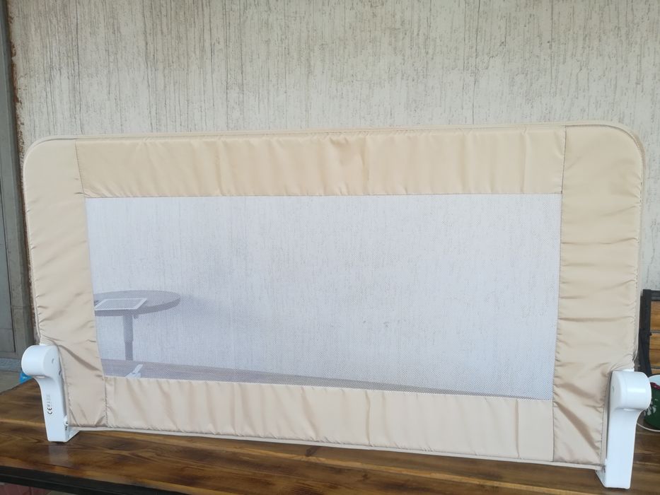 Защитные бортики (барьеры) для кровати