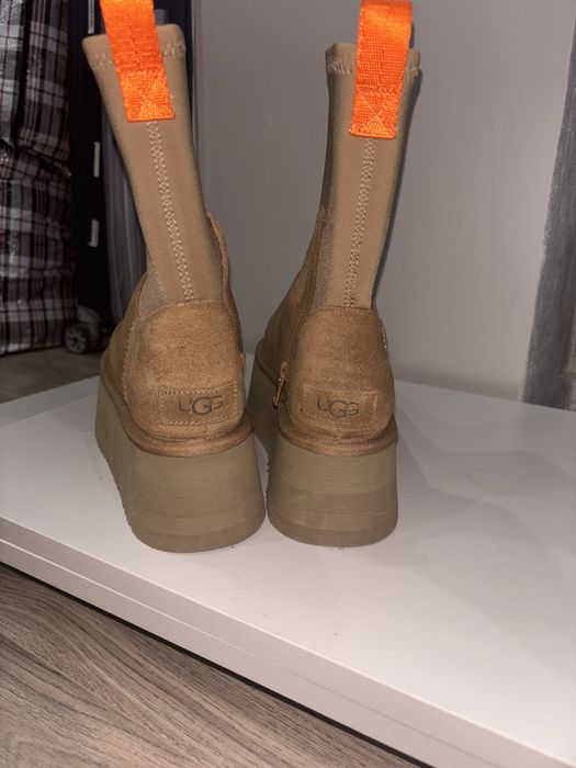 Продам новые угги , размер 38-39