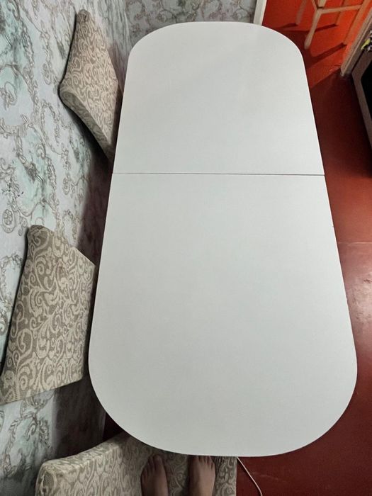 Гостиный стол