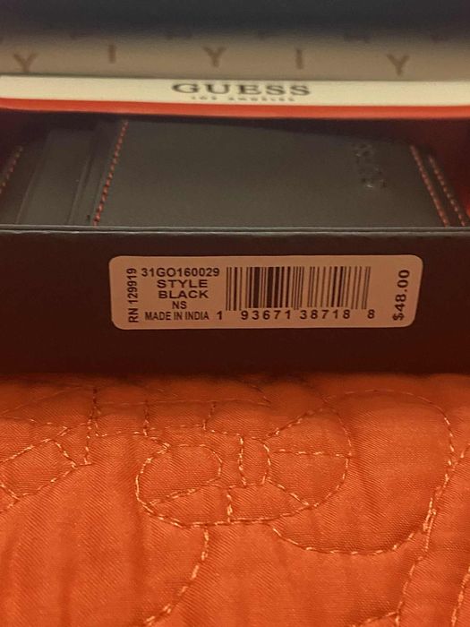 НАМАЛЕНИЕ Guess оригинален 100% портфейл/ картодържач